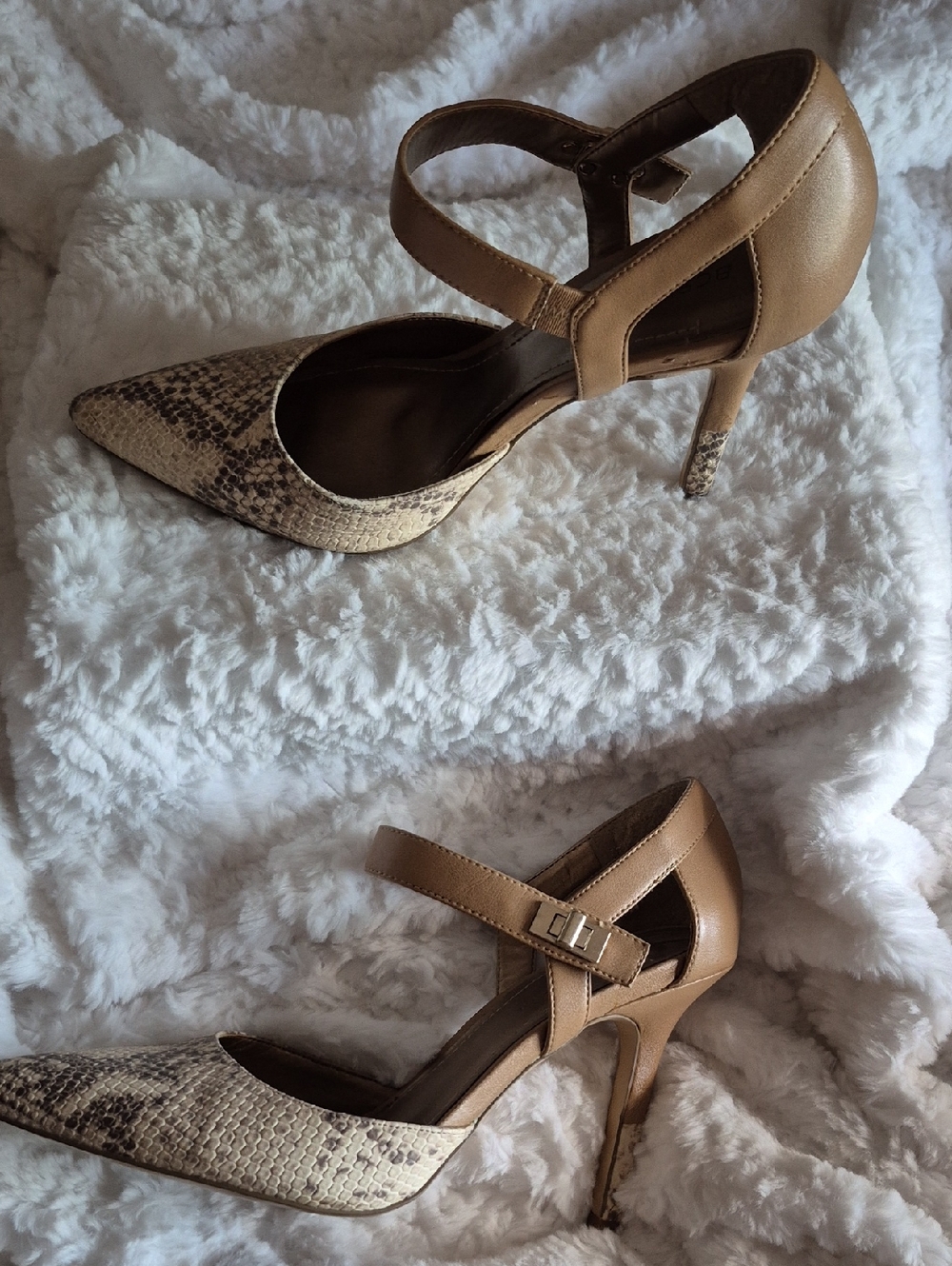 BCBG Tan Snakeskin Pointed-Toe Heels - Stylish Ankle Strap